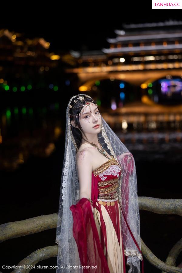 豆瓣酱  [XiuRen]高清写真图 2024.04.07 No.8349 豆瓣酱 美乳性感第18张图片